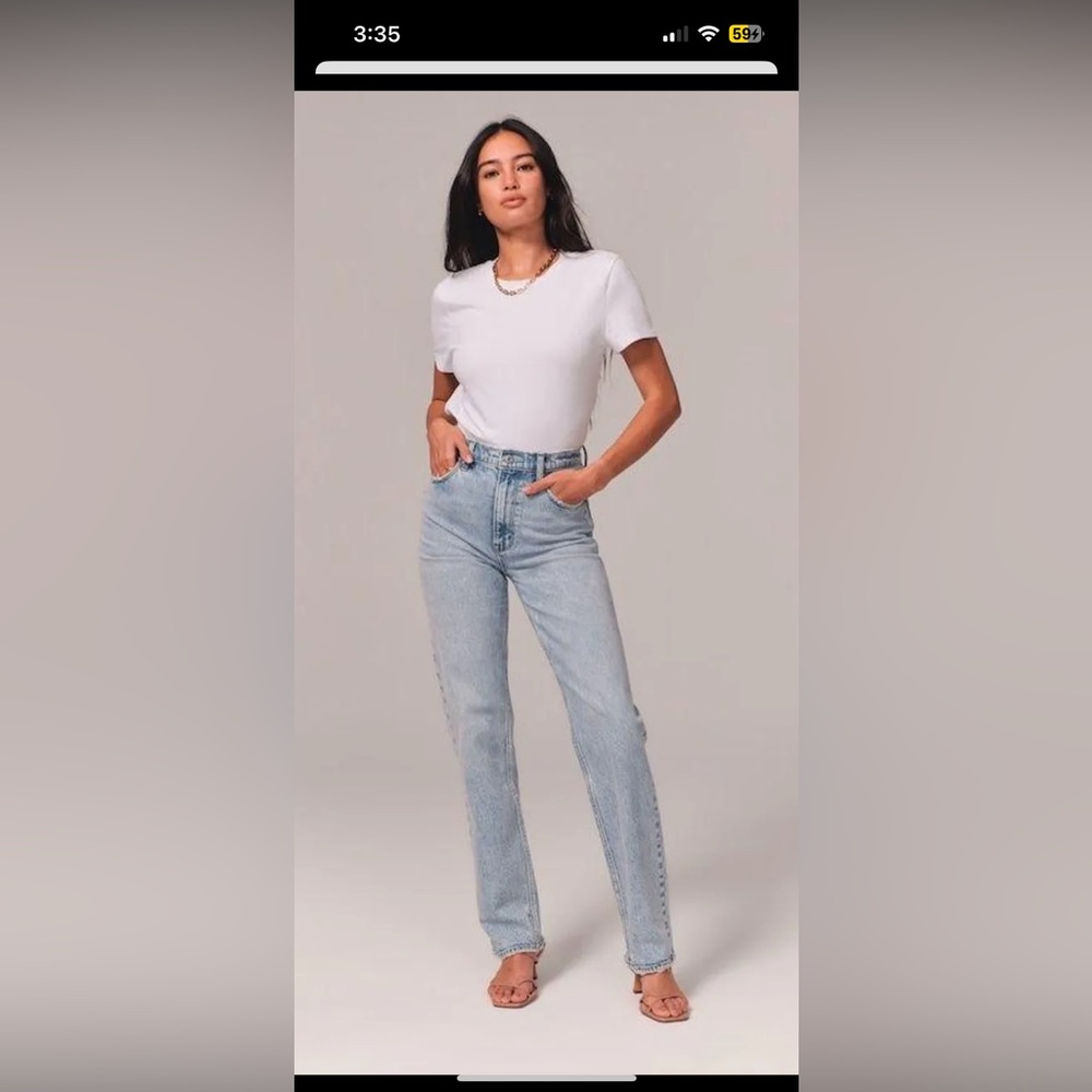Abercrombie 90s Curve Love High Rise Jean